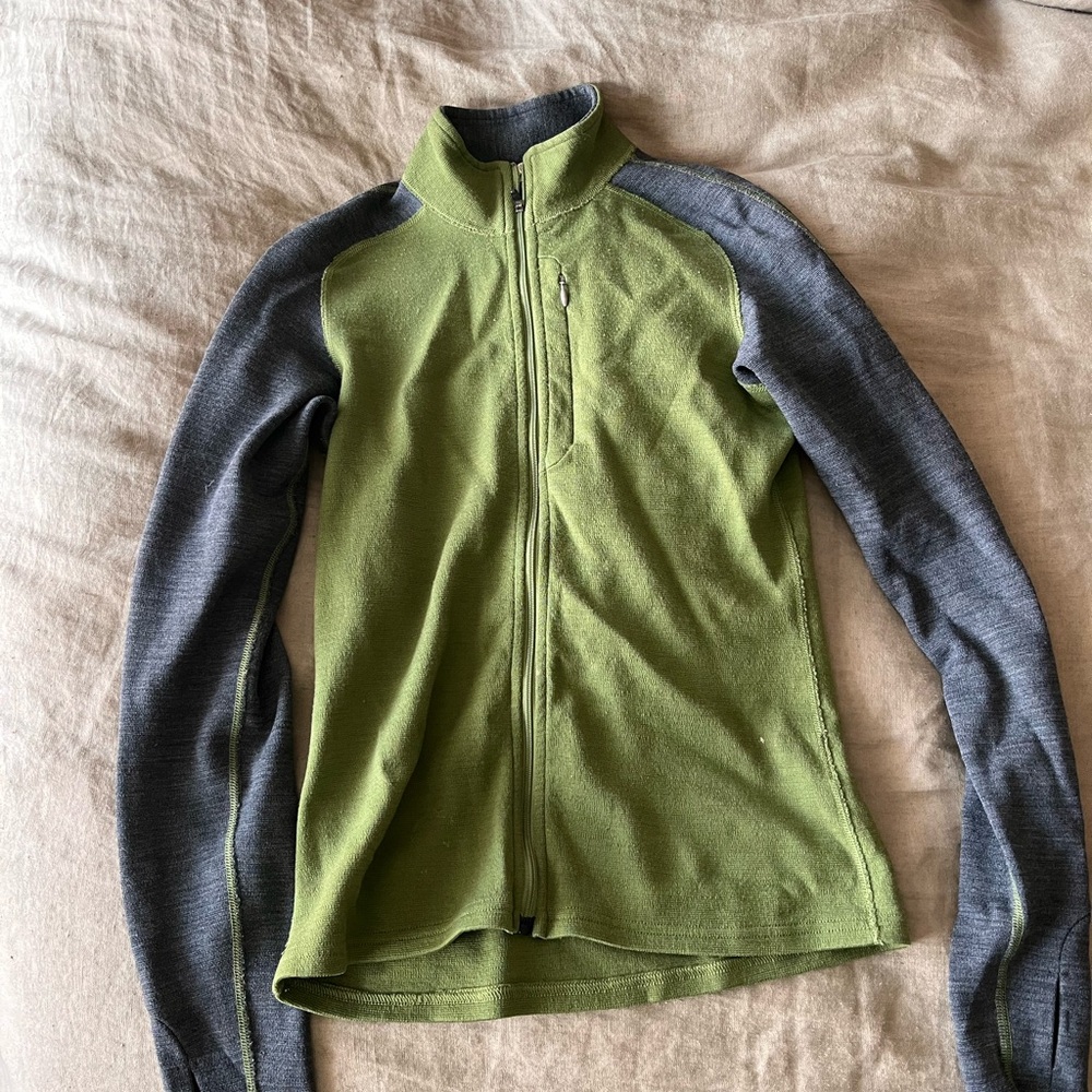 Women’s Green and Gray Sweater